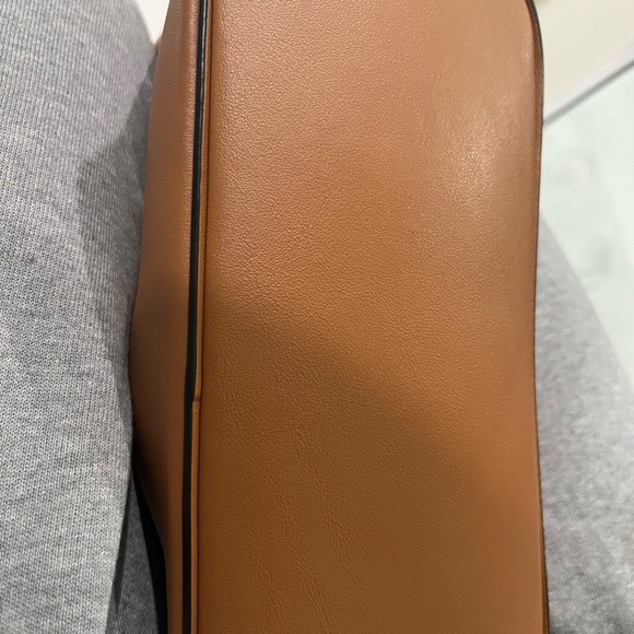 Celine soft cube bag NEVER USED - Picture 8 of 13